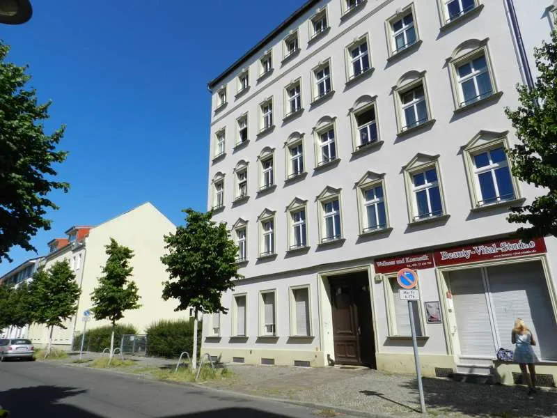 Im grünen Köpenick: Großzügige und gemütliche  2-Zimmer-Wohnung mit Balkon! — photo 1